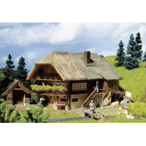 H0 Faller Schwarzw�lder Bauernhaus