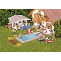 H0 Faller Swimming Pool und Gartenhaus